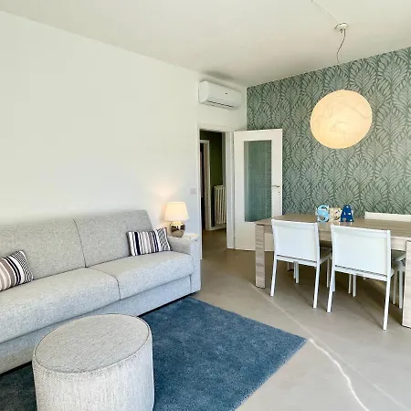 194 Holiday home *