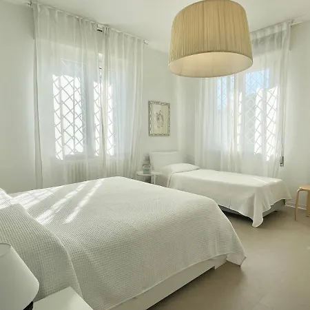 194 Holiday home *